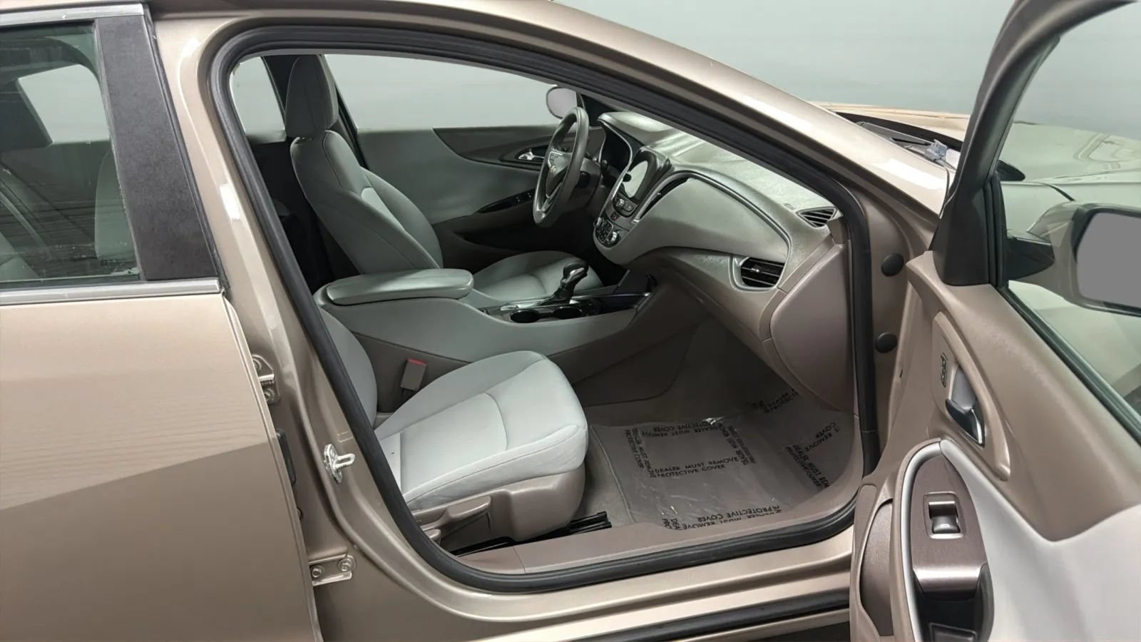 Used 2022 Chevrolet Malibu LT FWD image 22