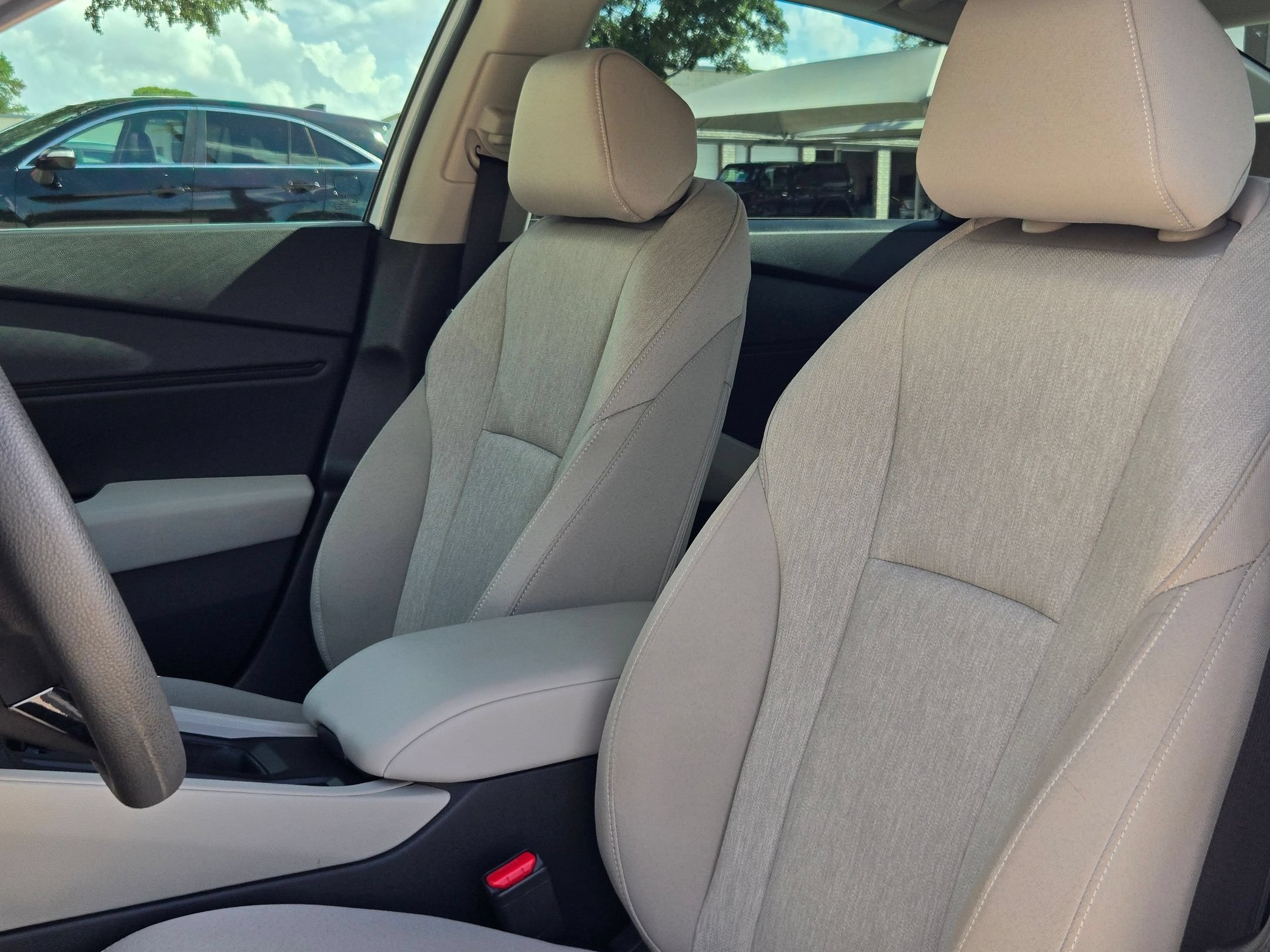 Used 2025 Honda Accord SE image 13