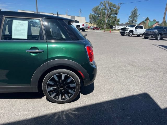 Used 2017 MINI Cooper 4-Door Hardtop FWD image 11
