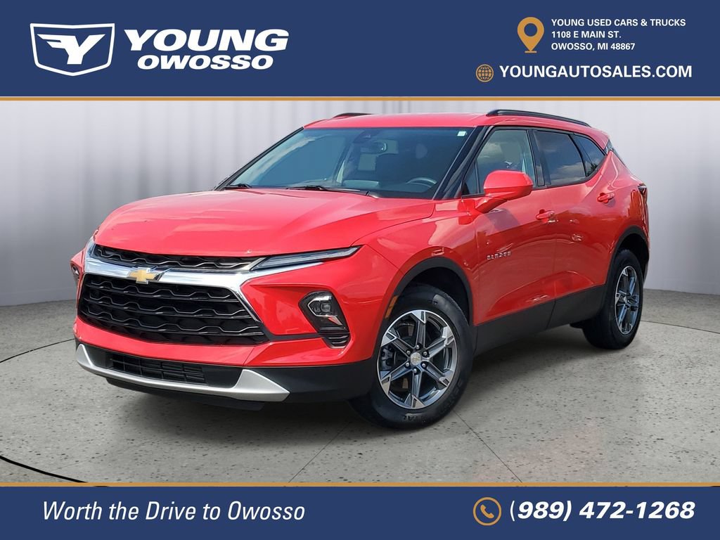 Certified 2024 Chevrolet Blazer LT w/ Convenience Package FWD image 2