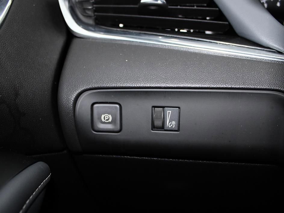 Used 2023 Buick Enclave Essence w/ Sport Touring Edition image 14