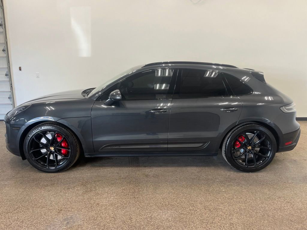 Used 2023 Porsche Macan GTS AWD/4WD image 2