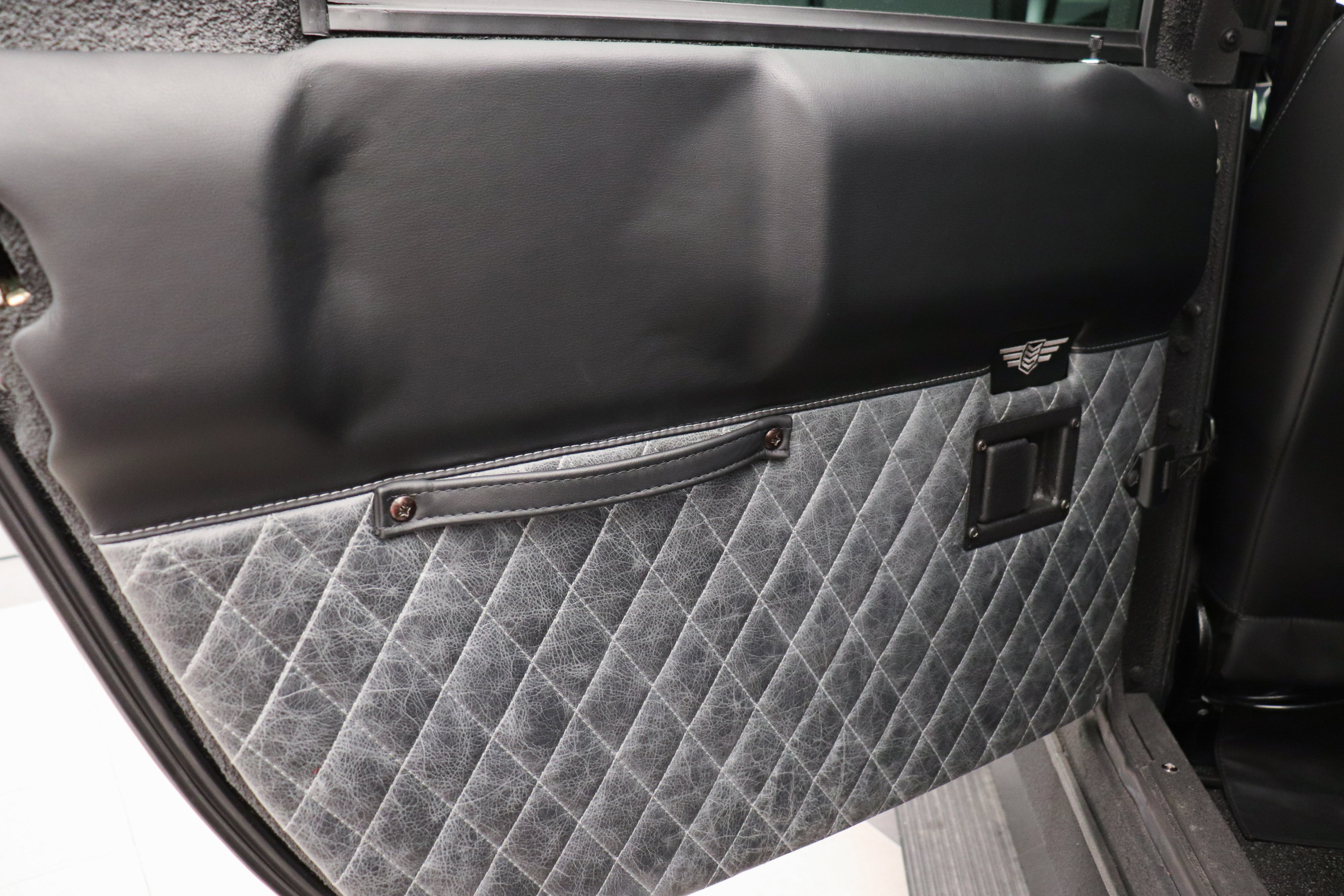 Used 1995 HUMMER H1 4-Door Wagon image 12