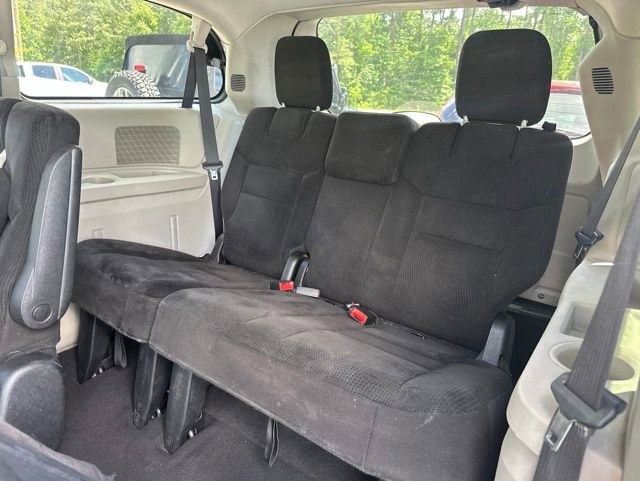 Used 2016 Dodge Grand Caravan SXT w/ Rear Park Assist Package FWD image 10