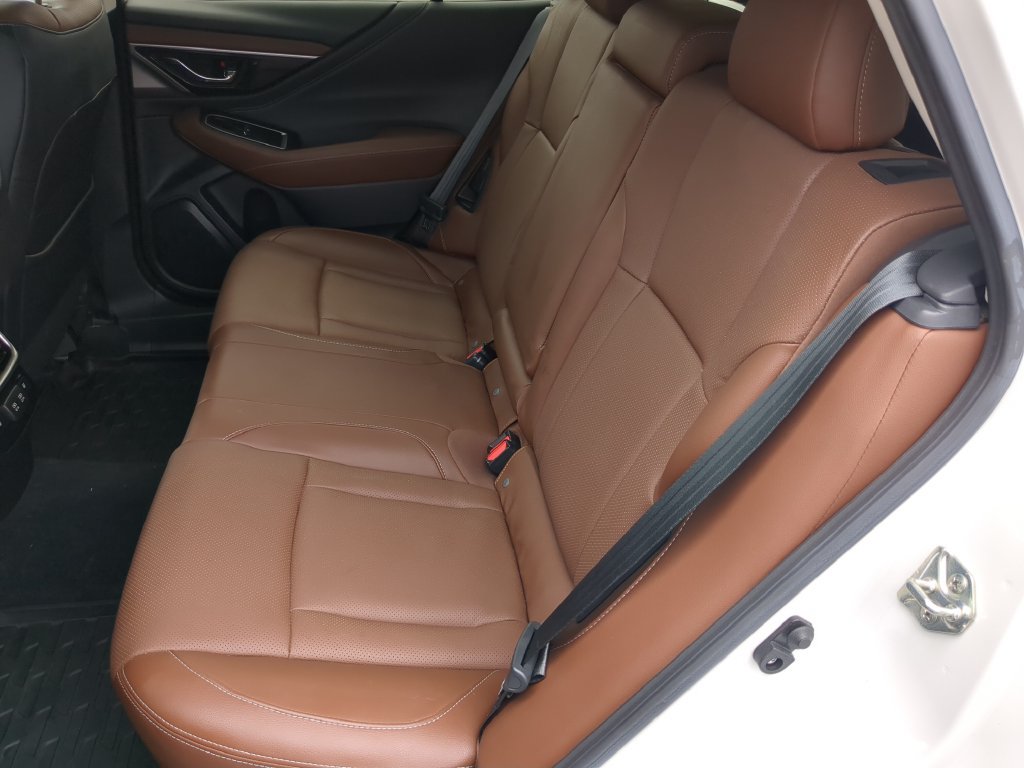Used 2020 Subaru Outback Touring w/ Popular Package #2 AWD/4WD image 18