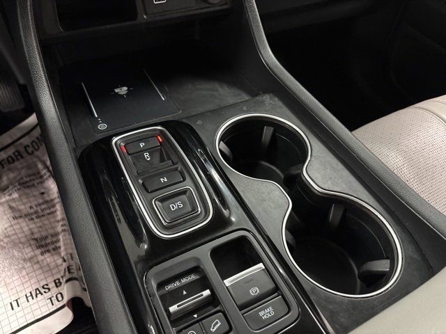 Used 2023 Honda Pilot Elite image 25