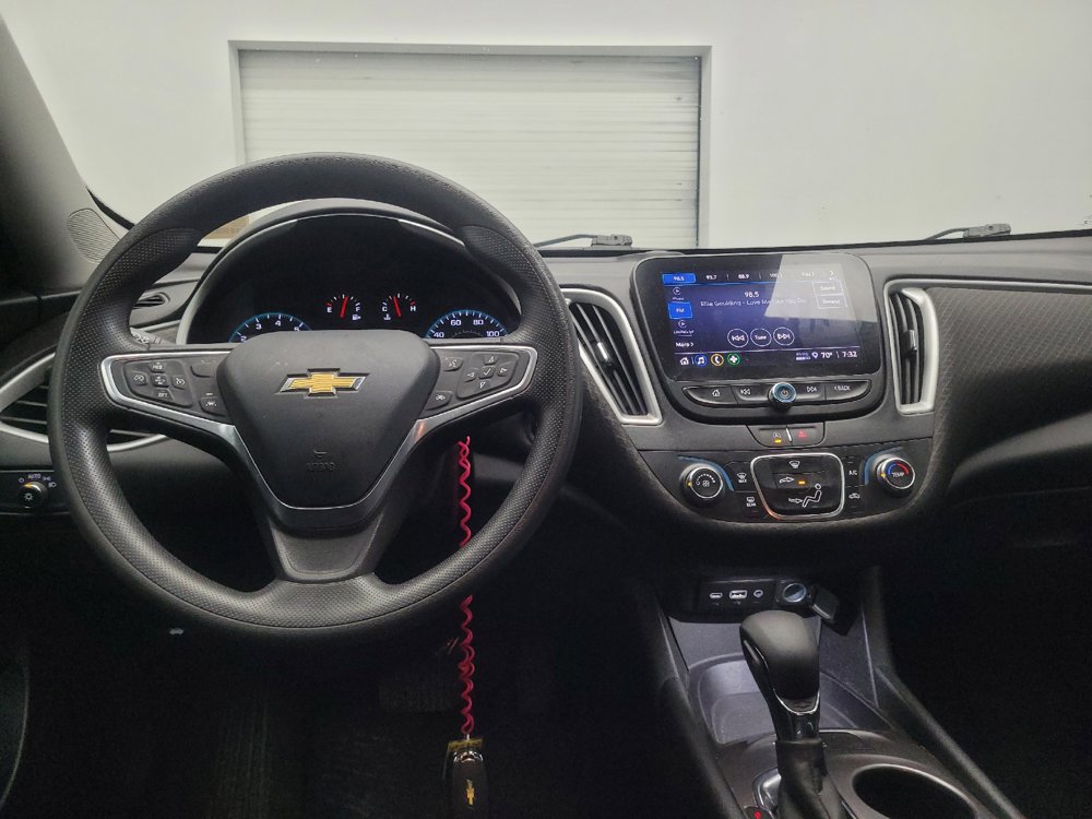 Used 2023 Chevrolet Malibu LS FWD image 22