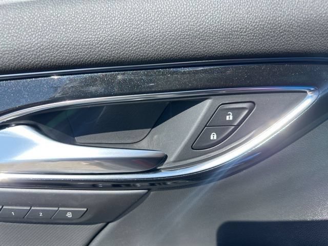 New 2025 Buick Envision Preferred AWD/4WD image 14