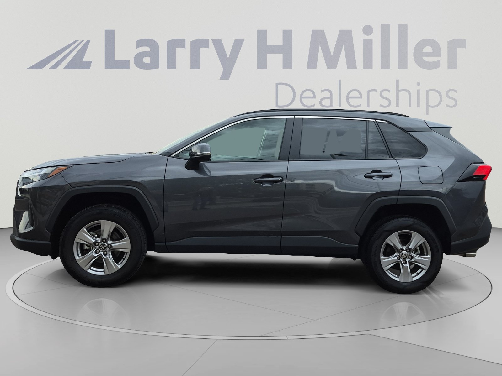 Certified 2025 Toyota RAV4 XLE AWD/4WD image 2