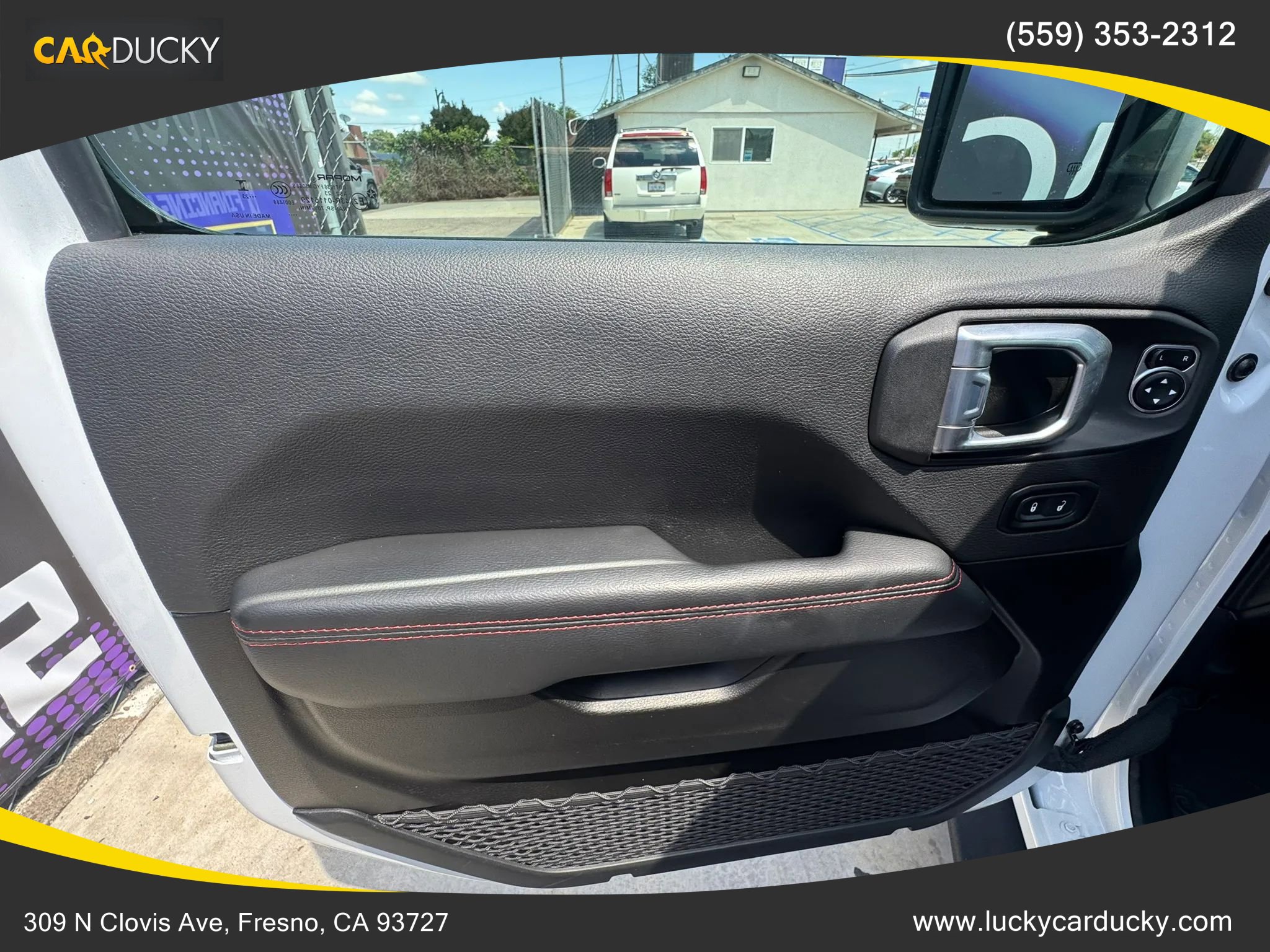 Used 2023 Jeep Wrangler Unlimited Rubicon 4xe AWD/4WD image 10