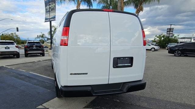 New 2026 Chevrolet Express 2500 w/ Driver Convenience Package RWD image 7