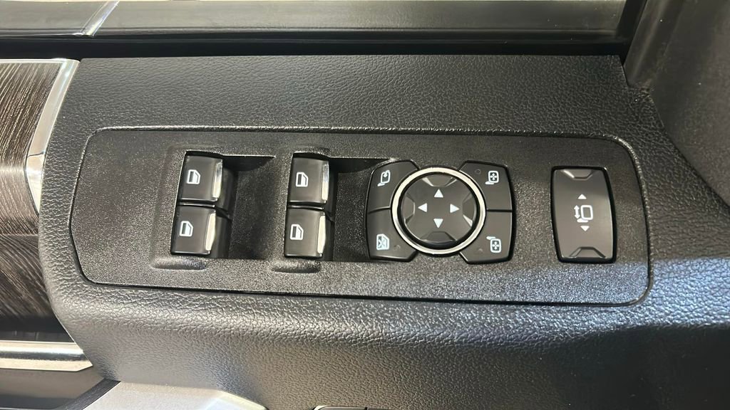 Used 2021 Ford F250 Lariat image 26