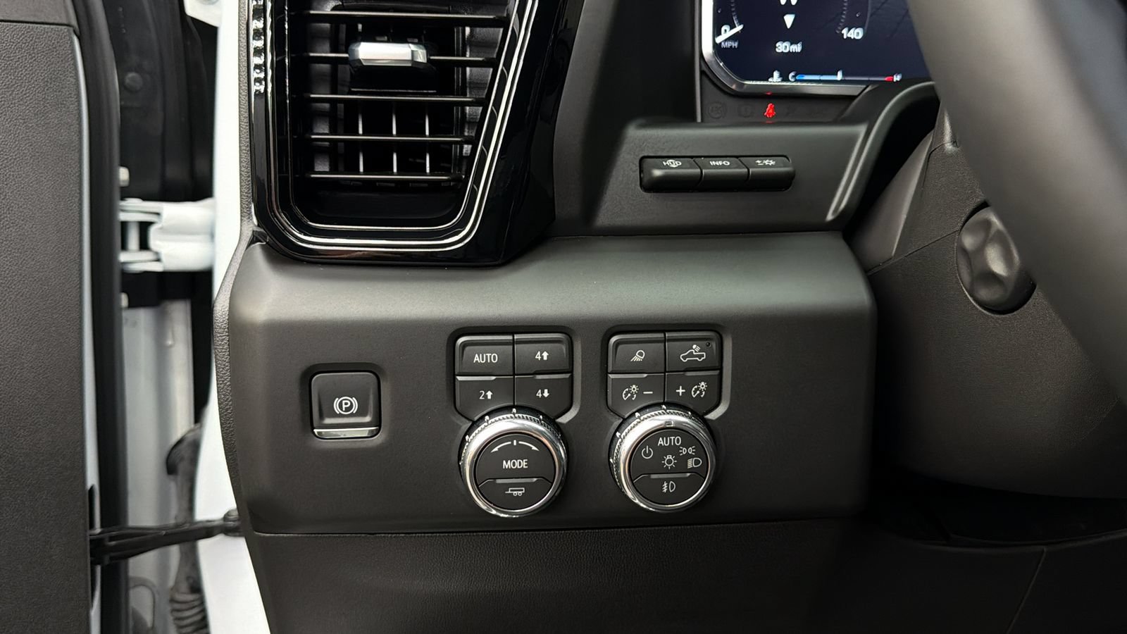 Used 2026 GMC Sierra 1500 AT4 w/ AT4 Premium Package AWD/4WD image 24
