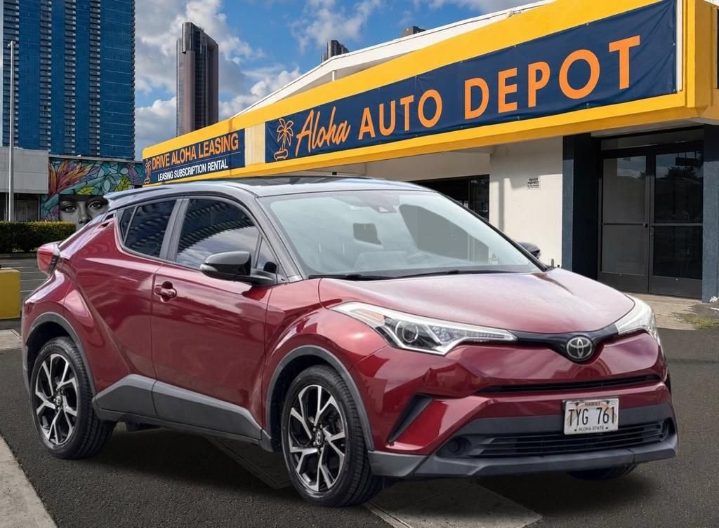 Used 2019 Toyota C-HR XLE FWD image 6
