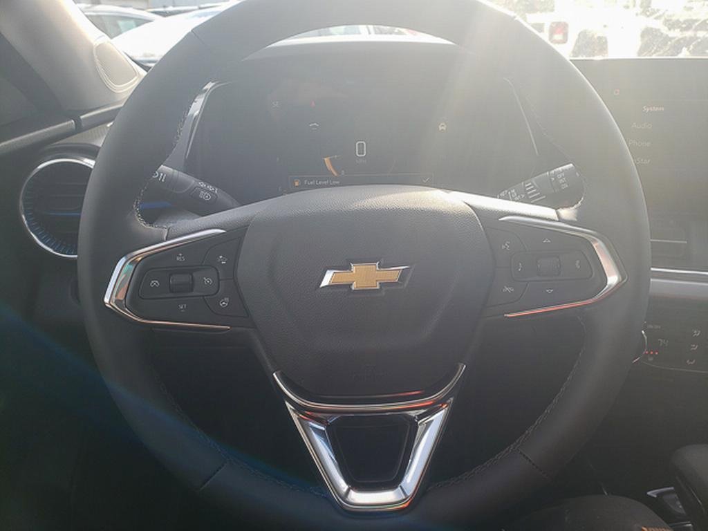 New 2026 Chevrolet Trax LT image 17