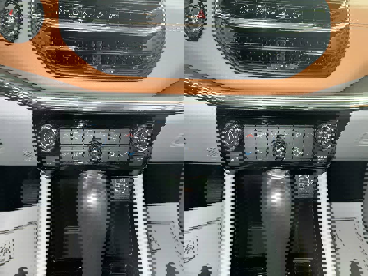 Used 2022 Jeep Compass Limited w/ Elite Group image 21