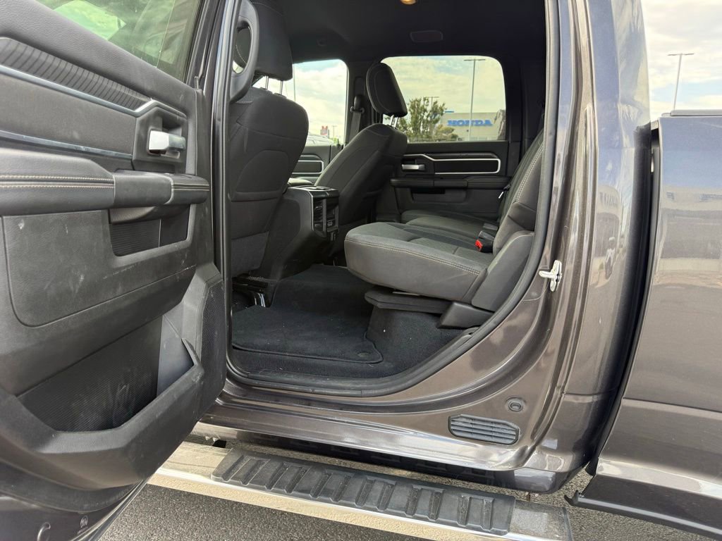 Used 2025 RAM 3500 Big Horn AWD/4WD image 13