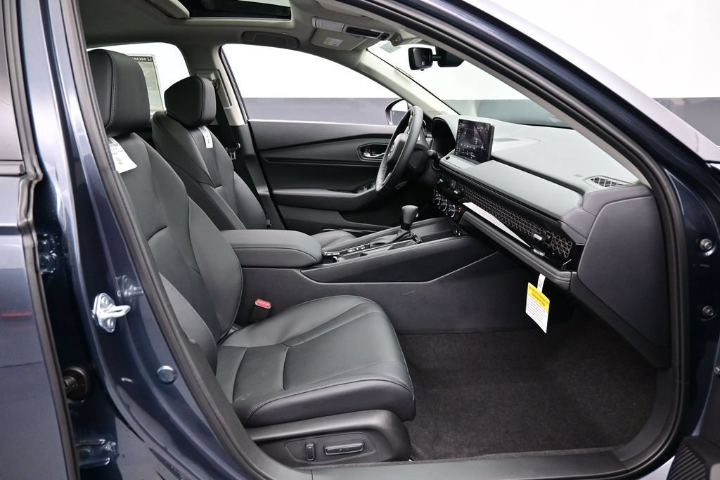 New 2026 Honda Accord EX-L image 32