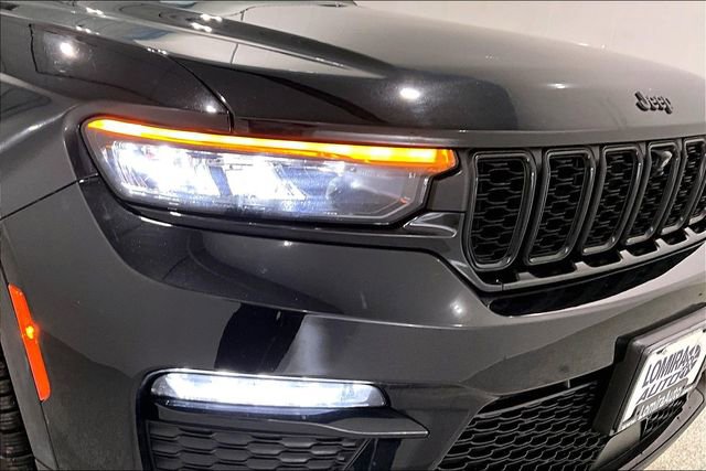 Used 2023 Jeep Grand Cherokee Limited w/ Luxury Tech Group II image 33