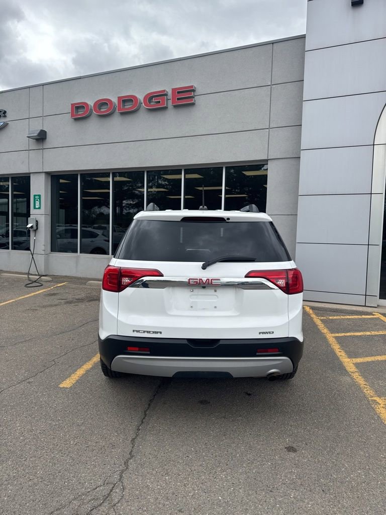Used 2018 GMC Acadia SLE AWD/4WD image 3