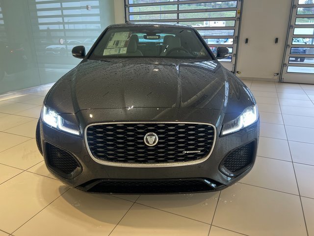 New 2024 Jaguar XF R-Dynamic SE image 8