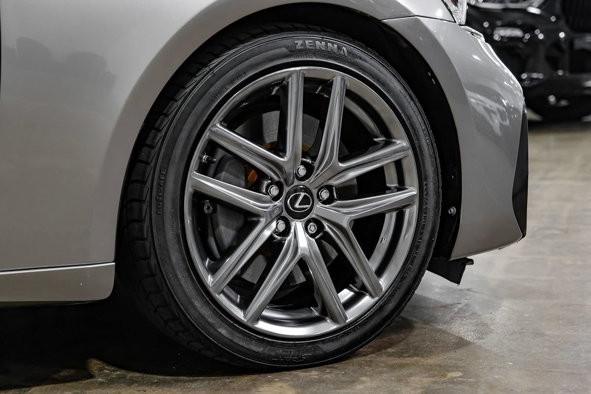 Used 2018 Lexus IS 300 F Sport w/ F Sport Package RWD image 65