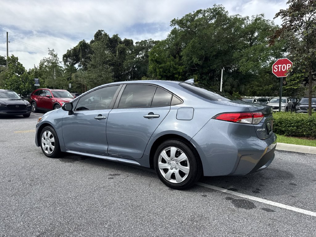 Used 2020 Toyota Corolla LE FWD image 26