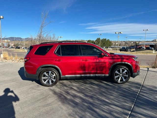 Used 2025 Honda Pilot Elite image 9