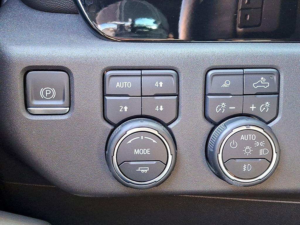 Used 2024 Chevrolet Silverado 1500 ZR2 w/ LPO, Dark Essentials Package image 25