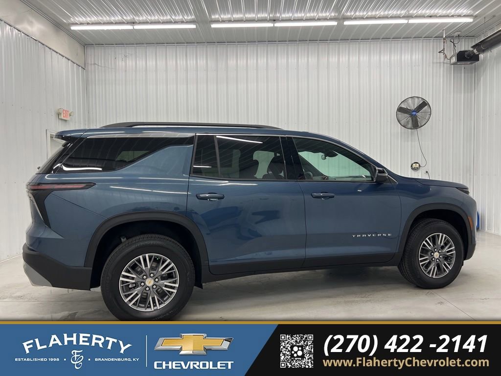 New 2026 Chevrolet Traverse LT AWD/4WD image 2