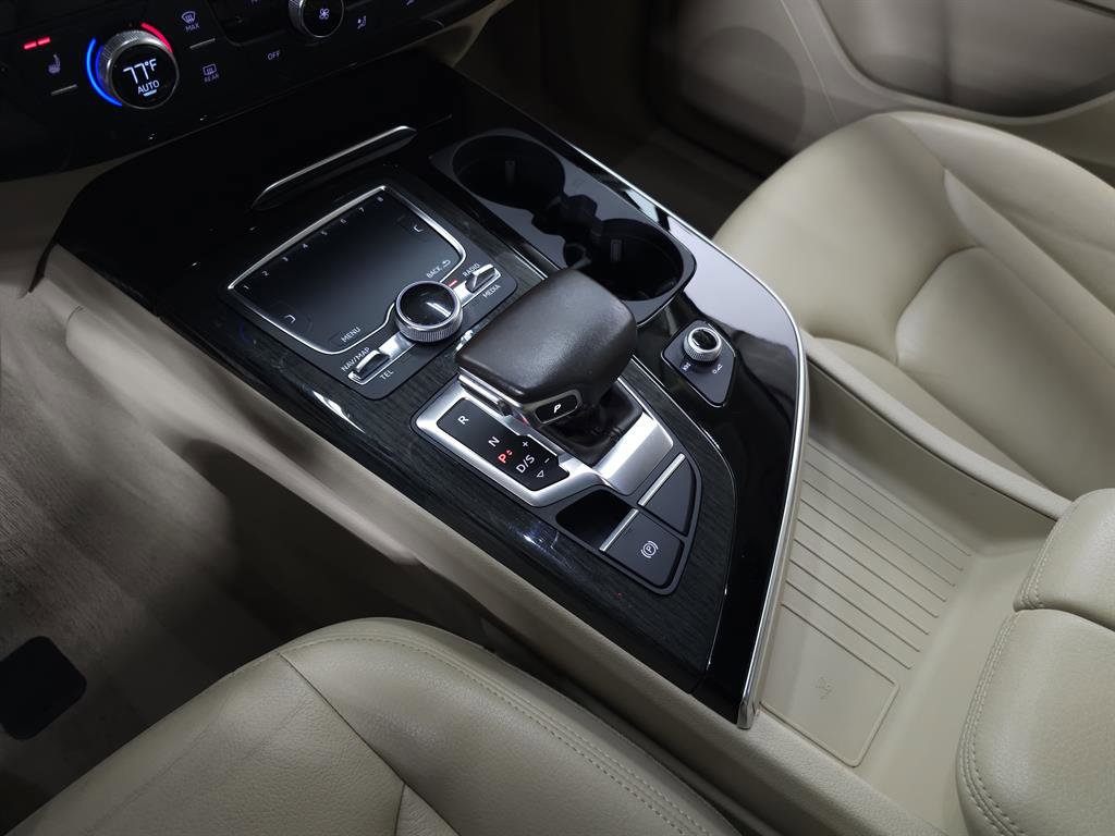 Used 2018 Audi Q7 3.0T Premium image 27