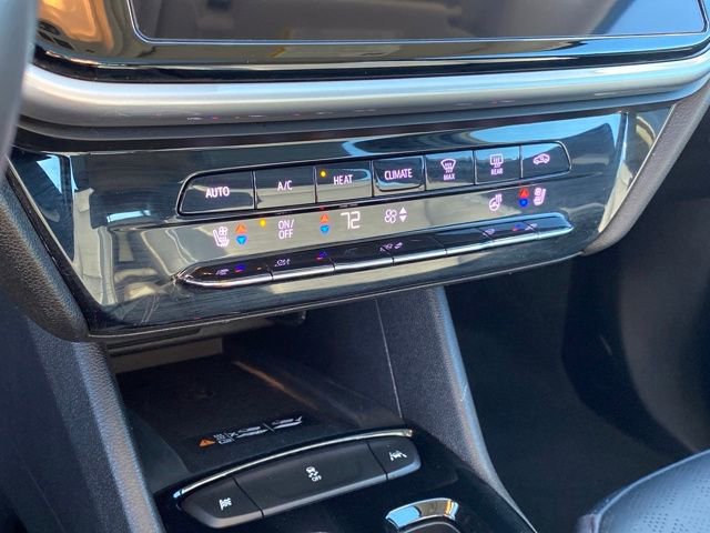 Used 2023 Chevrolet Bolt EUV Premier w/ Sun & Sound Package image 13