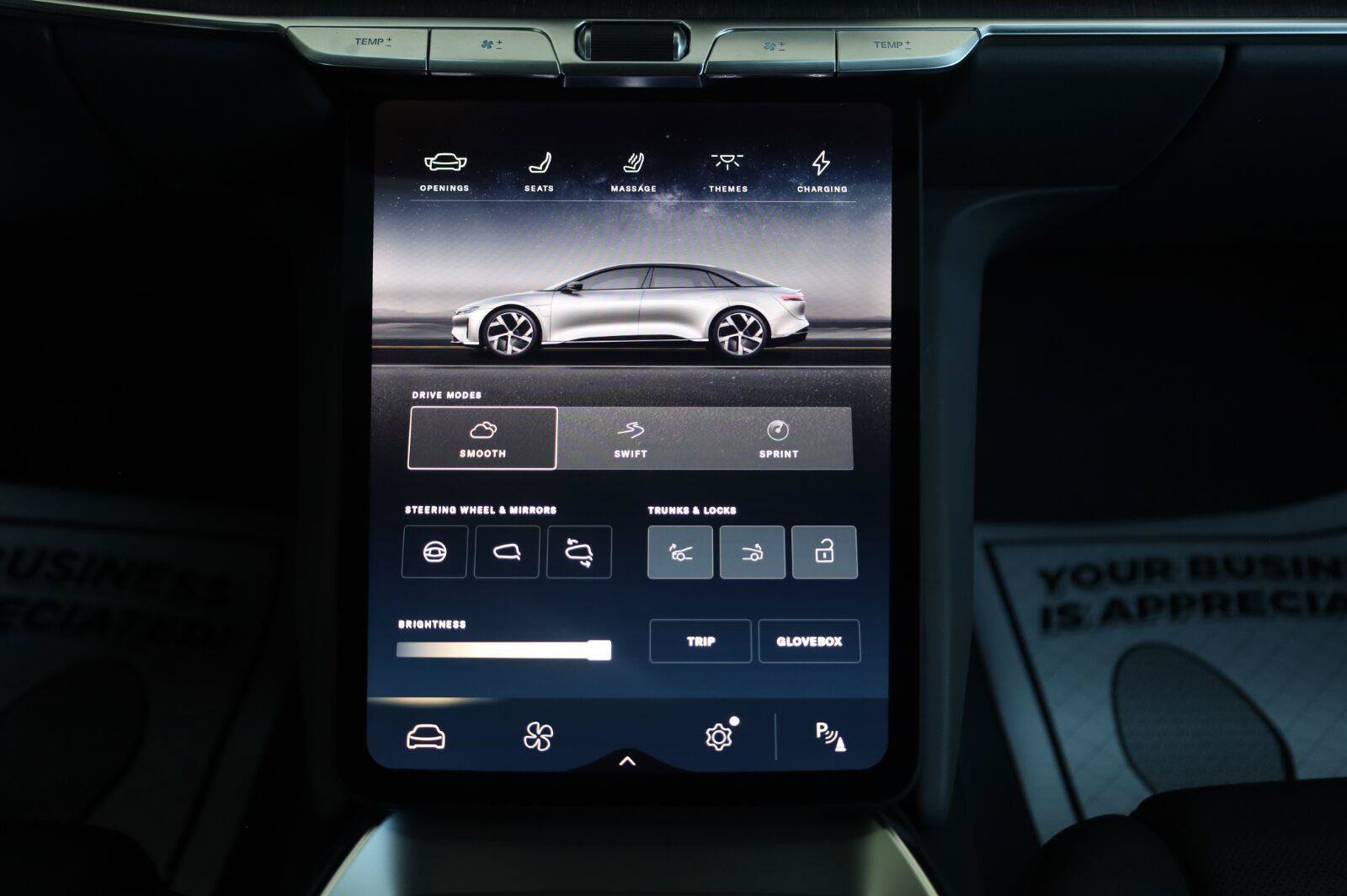 Used 2025 Lucid Air Touring AWD/4WD image 34