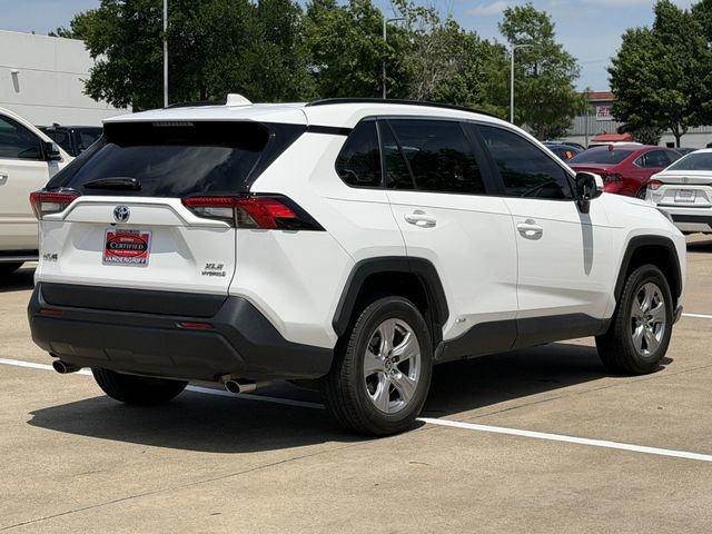 Certified 2022 Toyota RAV4 XLE w/ Convenience Package AWD/4WD image 4