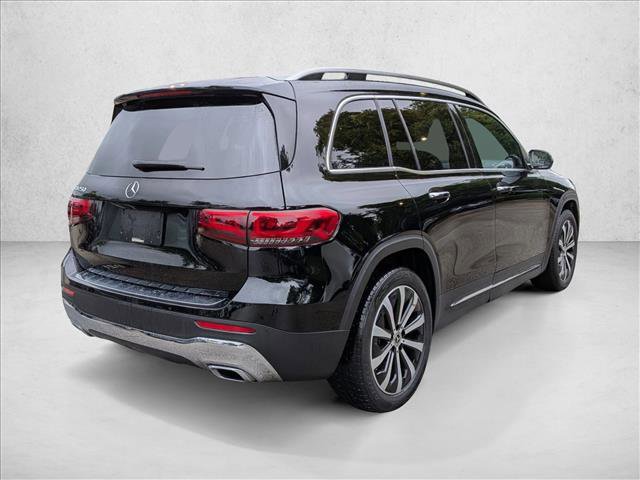 Used 2023 Mercedes-Benz GLB 250 image 4