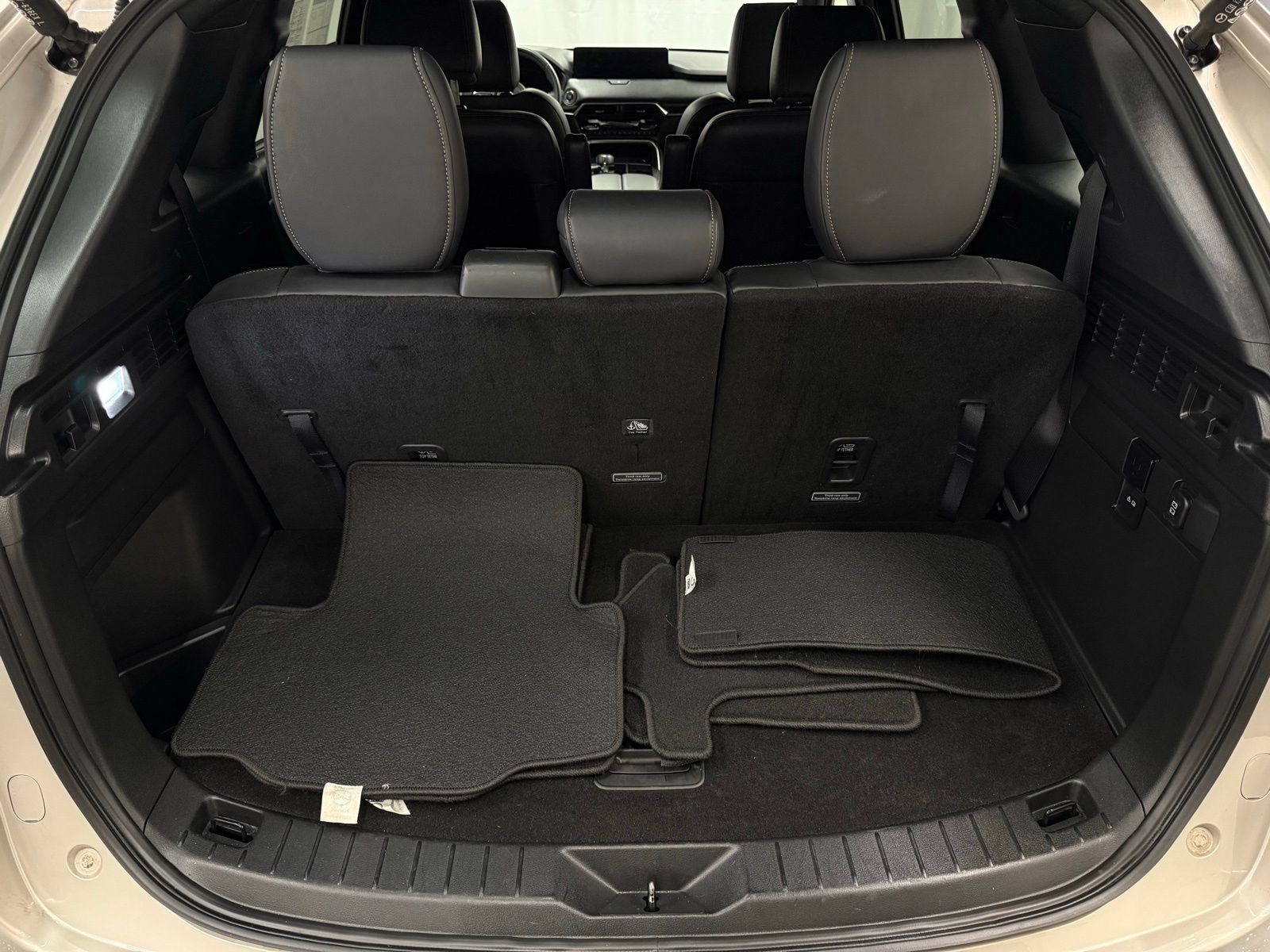 Used 2025 MAZDA CX-90 3.3 Turbo w/ Premium Plus Pkg image 5