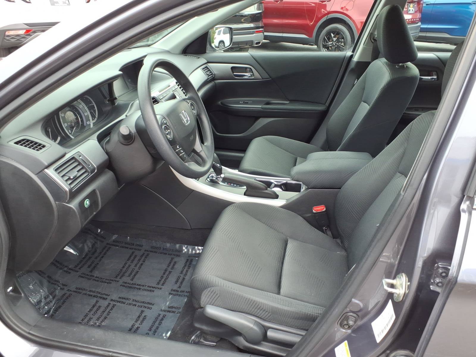 Used 2015 Honda Accord LX image 4