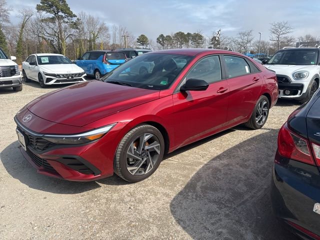 Used 2025 Hyundai Elantra Sport image 6