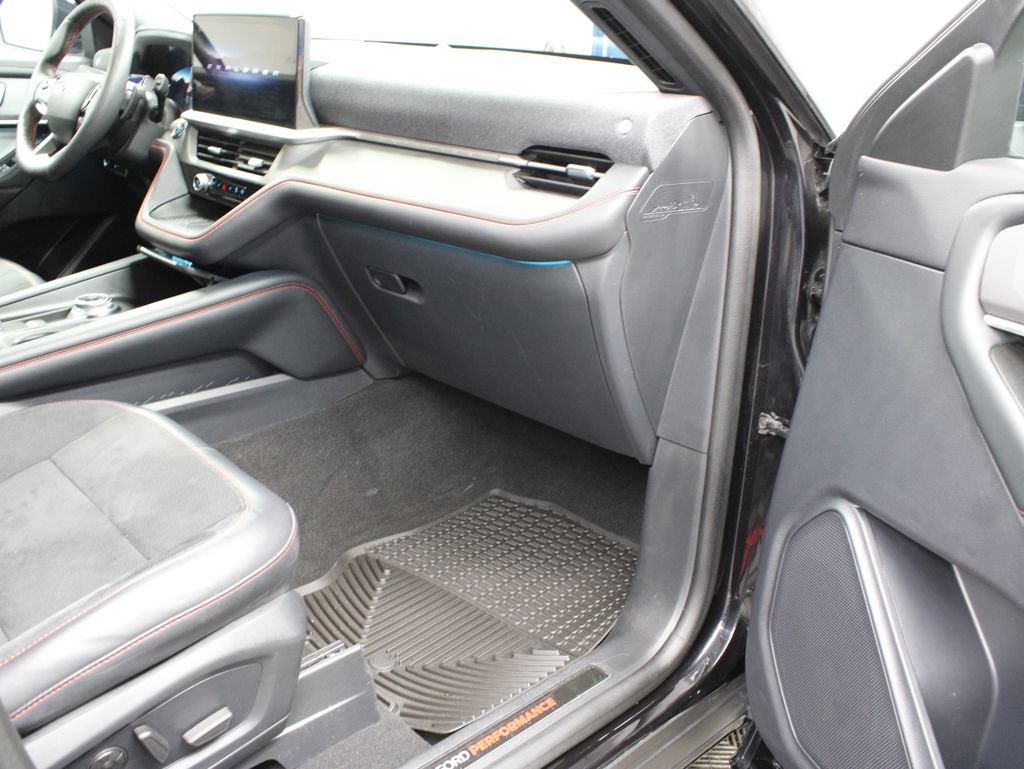Used 2025 Ford Explorer ST AWD/4WD image 41