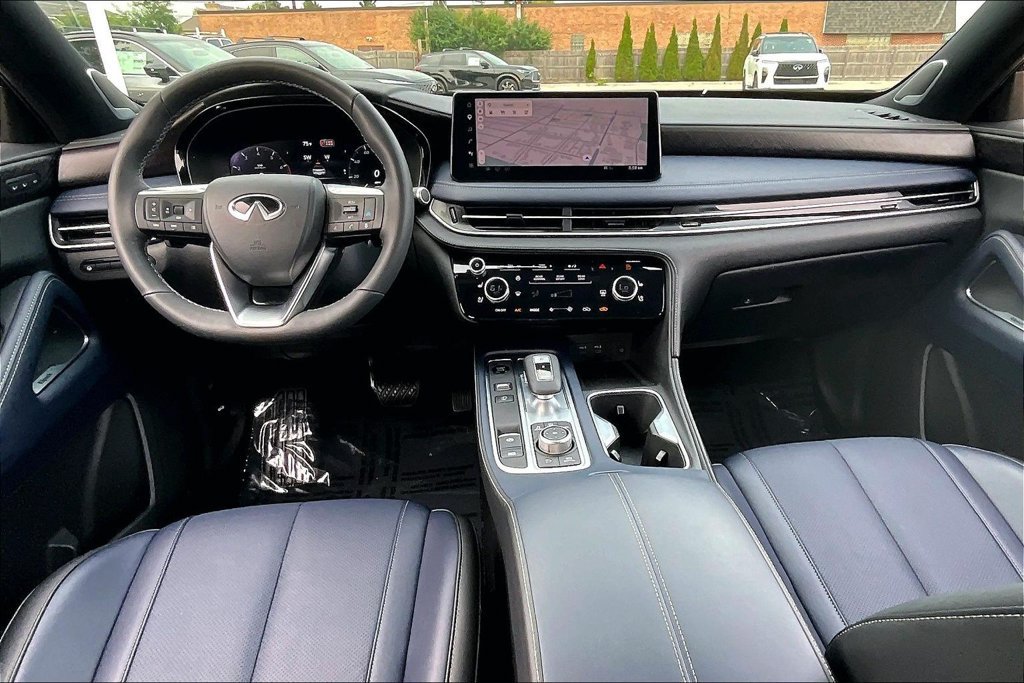 Certified 2026 INFINITI QX60 Sport w/ Dark Cargo Package AWD/4WD image 21