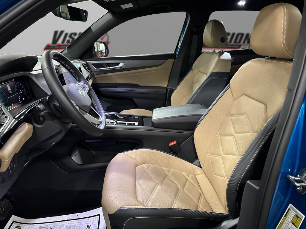 Used 2024 Volkswagen Atlas Cross Sport SE w/ Panoramic Sunroof Package image 9