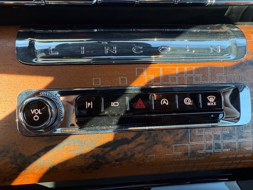 New 2025 Lincoln Aviator Black Label image 30