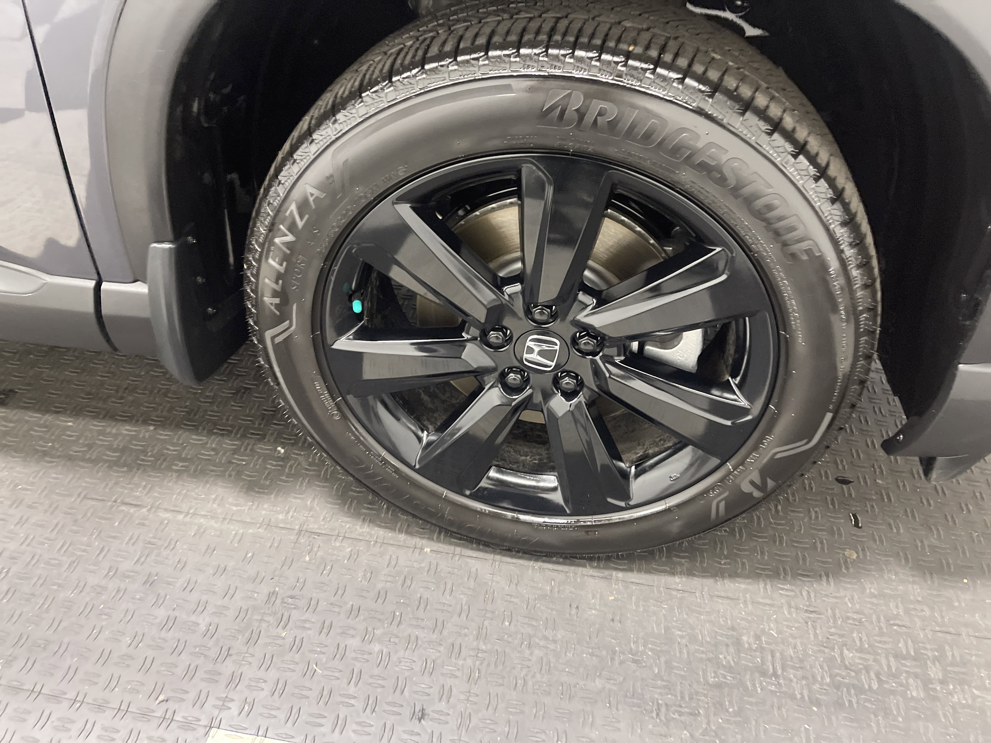 Used 2025 Honda Pilot Black Edition image 28