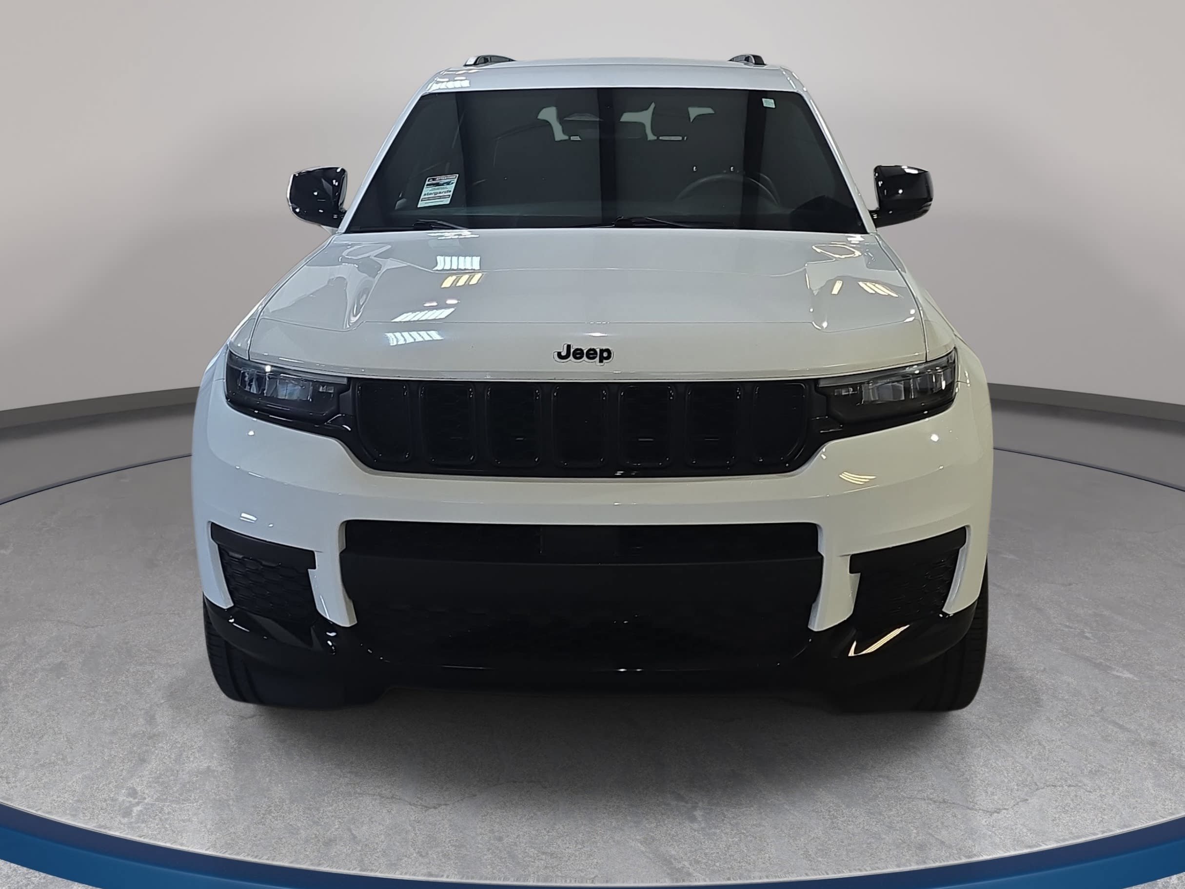 Used 2023 Jeep Grand Cherokee L Laredo AWD/4WD image 3