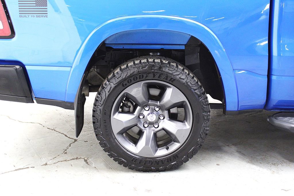 New 2023 RAM 1500 Big Horn AWD/4WD image 36