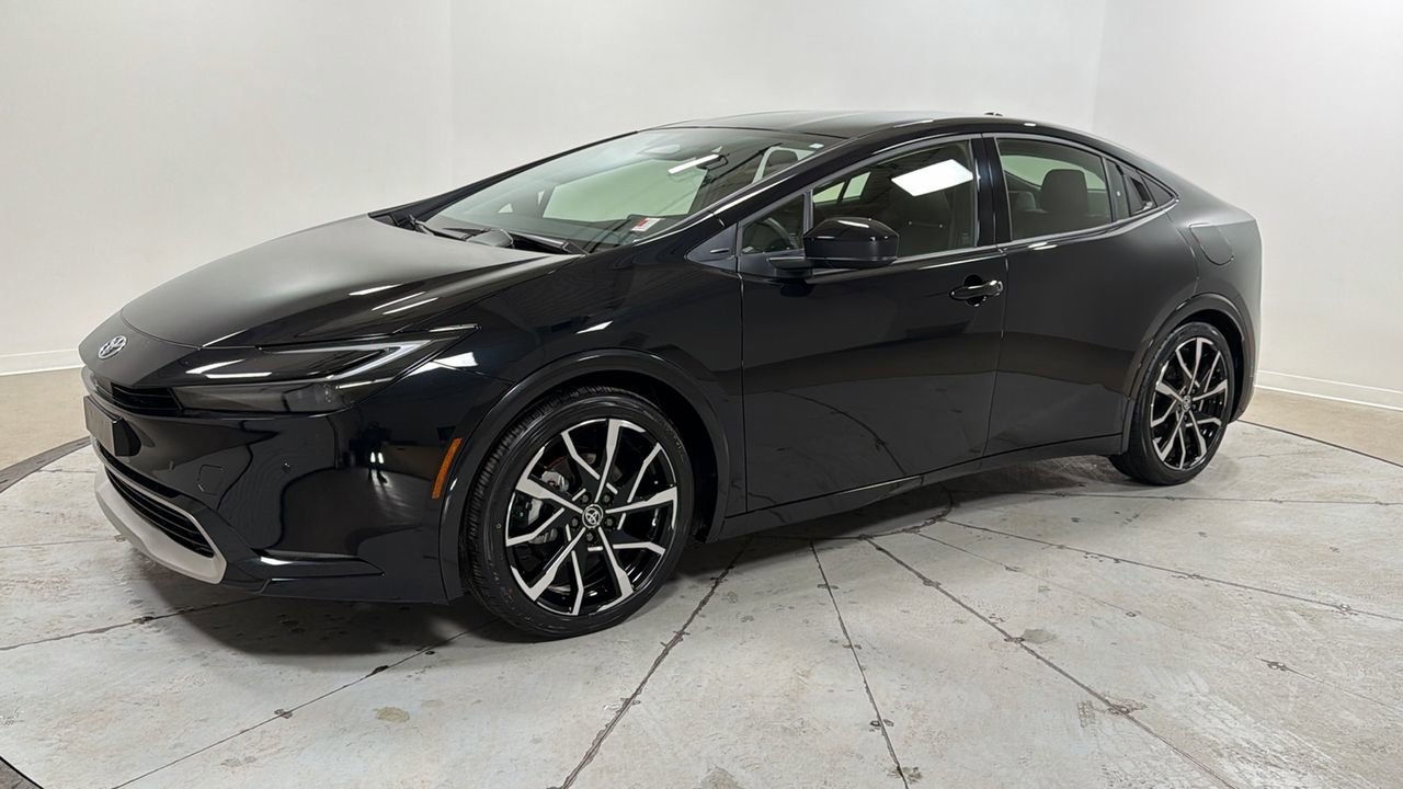 Used 2025 Toyota Prius XSE
