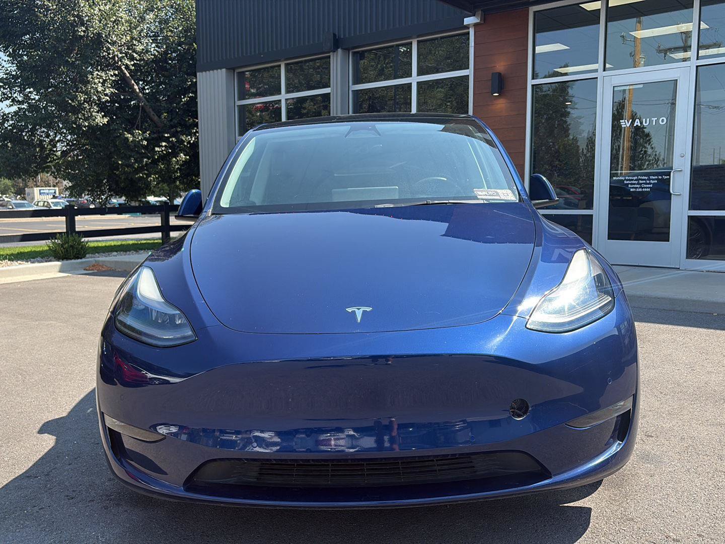 Used 2022 Tesla Model Y Performance AWD/4WD image 3