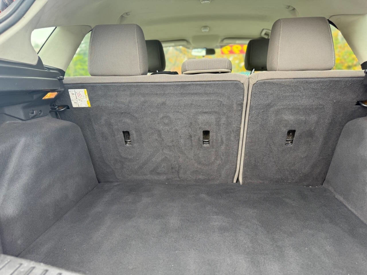 Used 2012 Ford Focus SE image 9