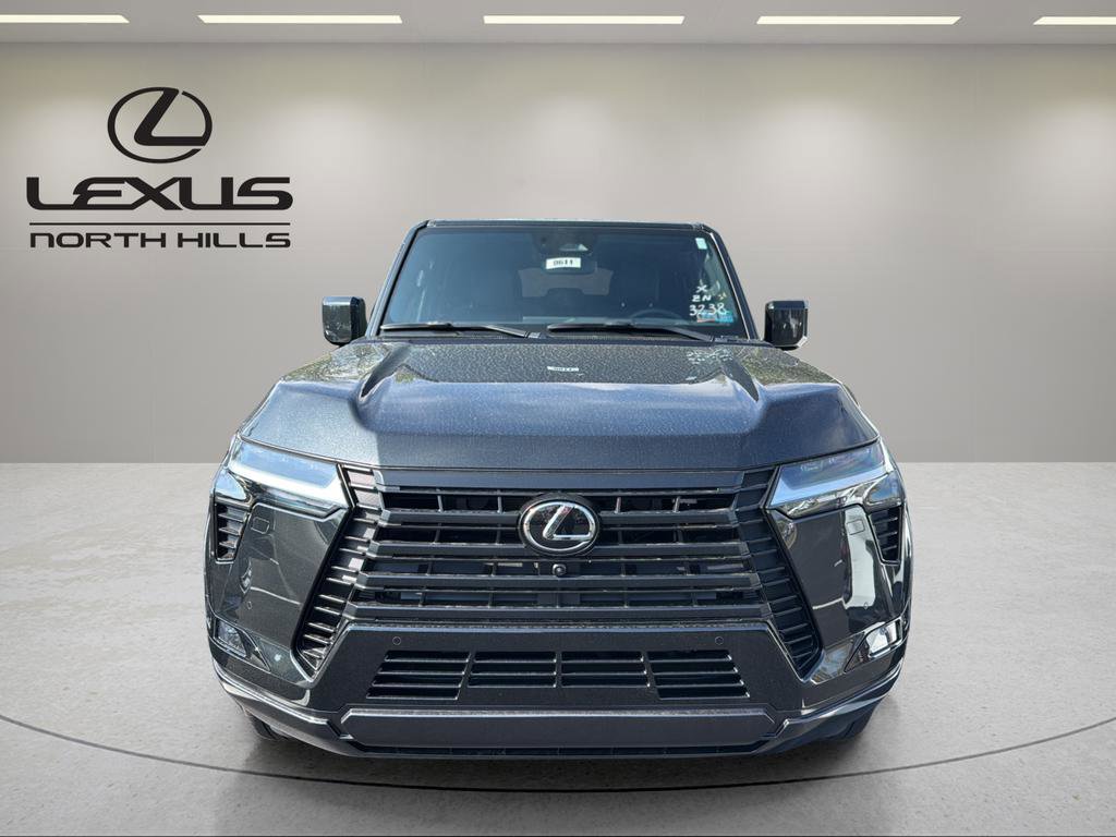 New 2026 Lexus GX 550 w/ Accessory Package (2T) AWD/4WD video 2