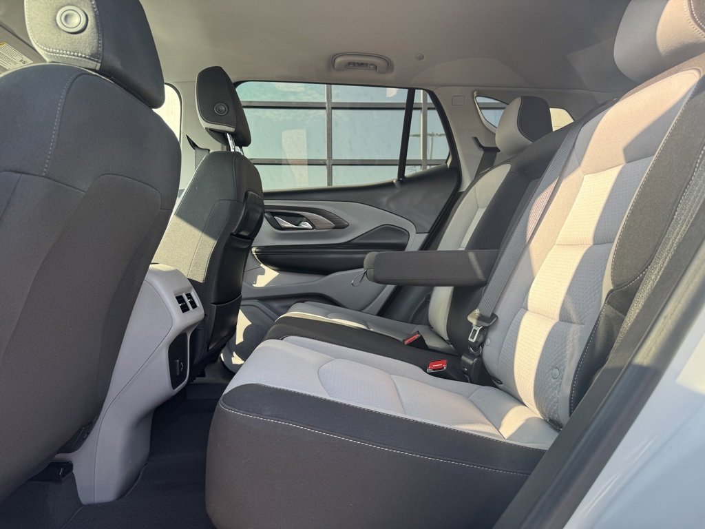 Used 2023 GMC Terrain SLE image 23